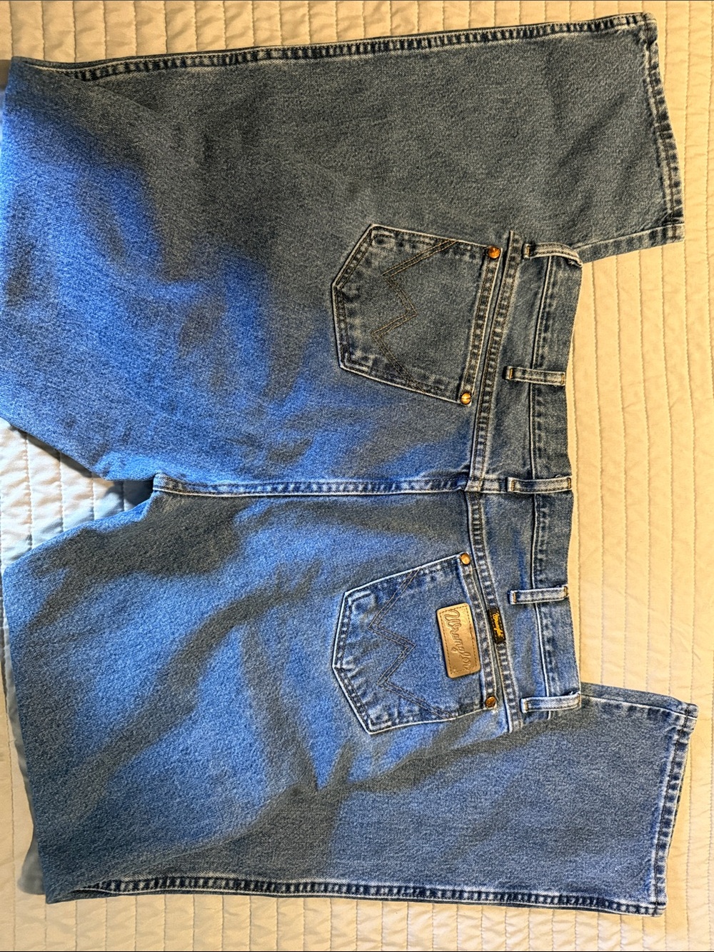 Wrangler Relaxed Fit Jeans in Light Blue Denim